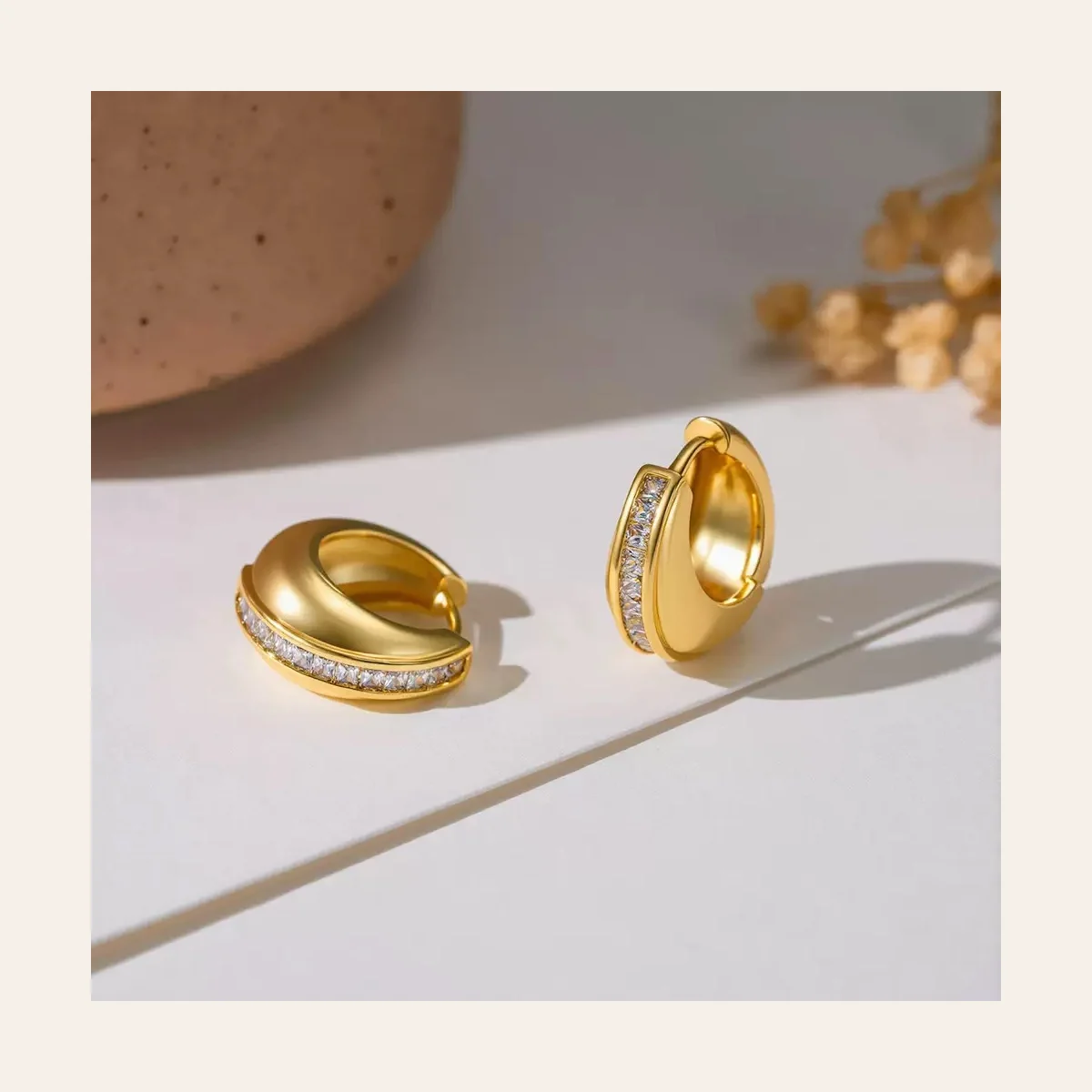 Earrings from the JY-Jewellery Trends shortlist.