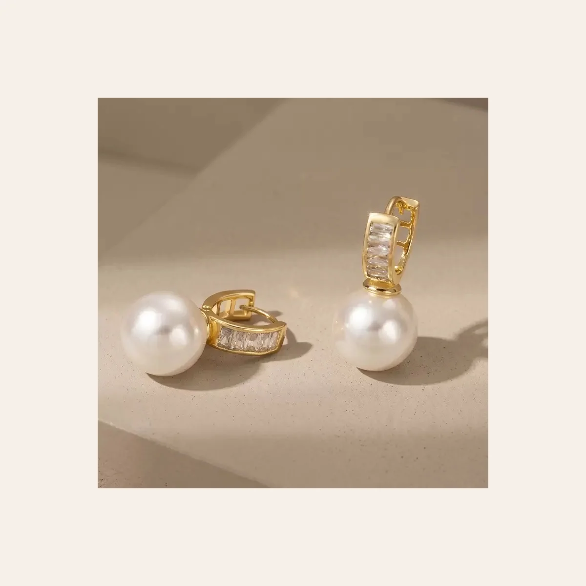 Earrings from the JY-Jewellery Trends shortlist.