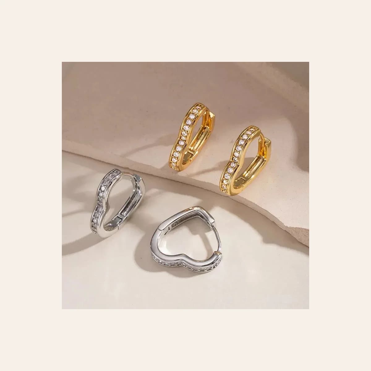 Earrings from the JY-Jewellery Trends shortlist.